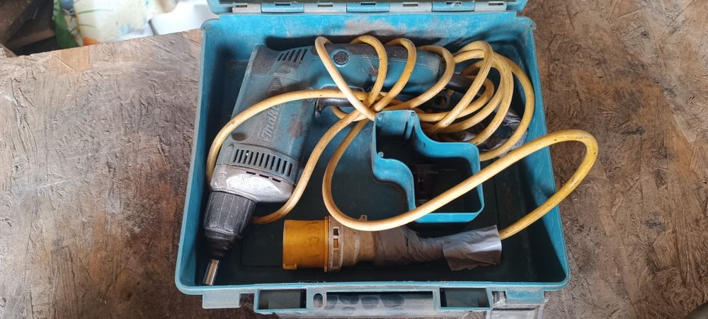 Vând scule electrice 110 v