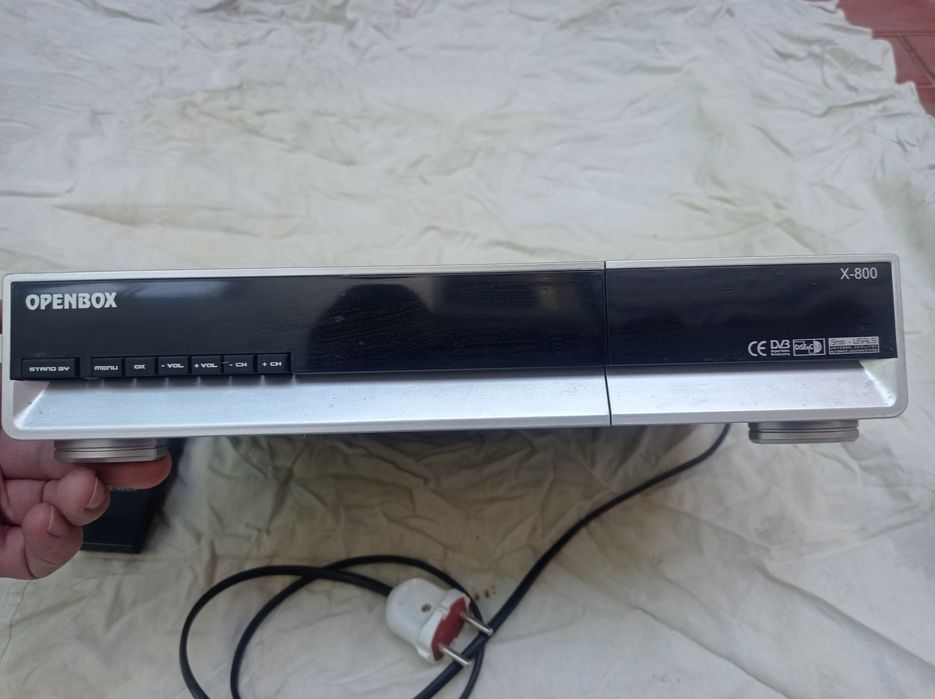 Спутниковый тюнер, б/у