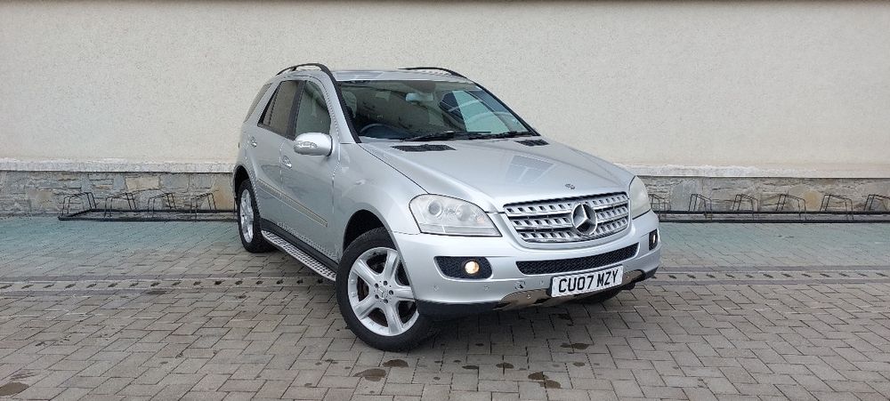 Mercedes ML 320 3.0 V6 din 2008 4 Matic Volan pe dreapta Anglia