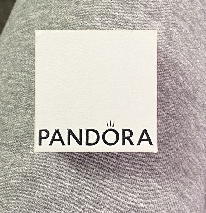 Кольцо Pandora “Сверкающее сердце”