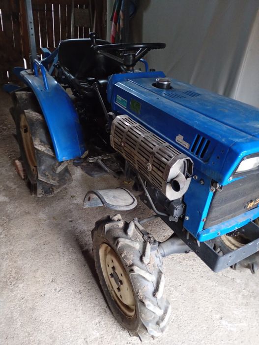 Tractor japonez ISEKI