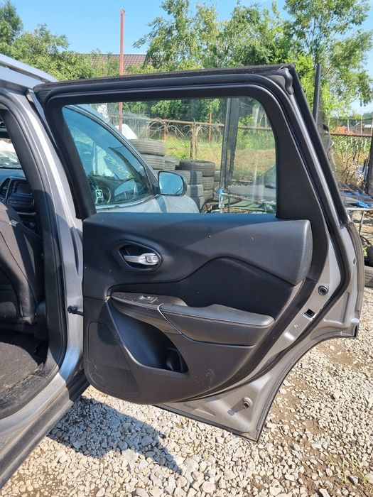 Usa Dreapta Spate Jeep Cherokee V 2013 - 2017 SUV 4 Usi Grey (1572) Garantie