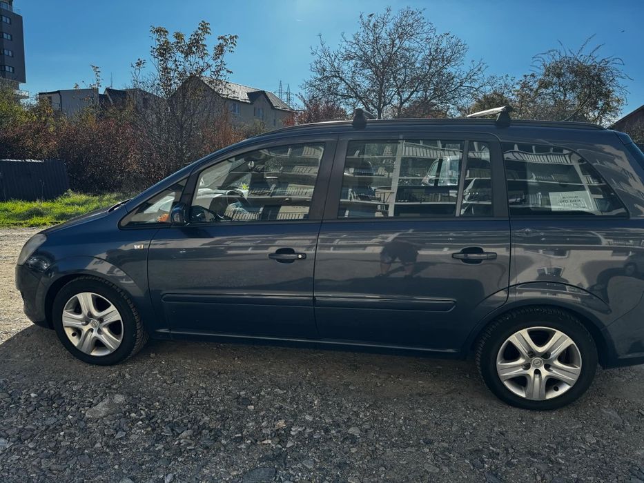 Opel zafira b 1,7 cdti