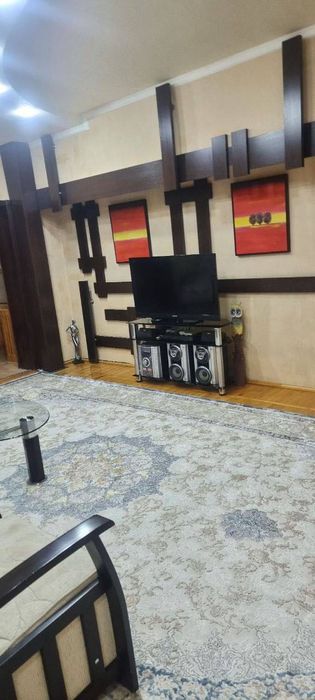 Продается 2 комнатная квартира ремонт ул.Шота Руставели Яккасарай