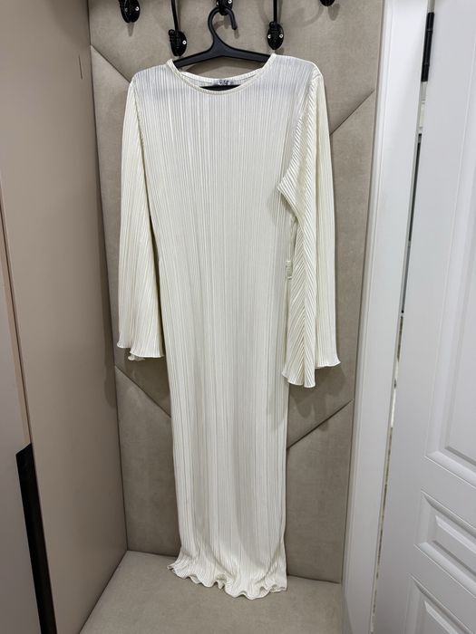 Платья турецкое с необычными рукавами