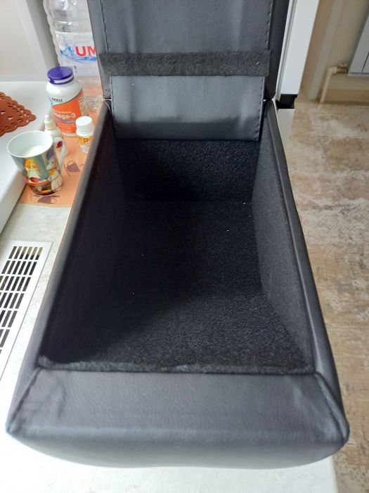 Подлокотник Веста