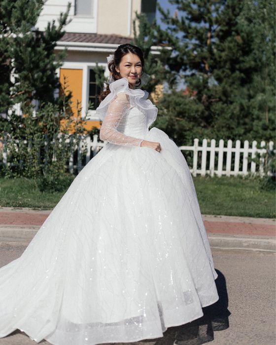 Свадебное платье