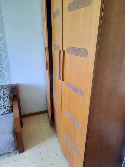 Шифоньер  отличного качества