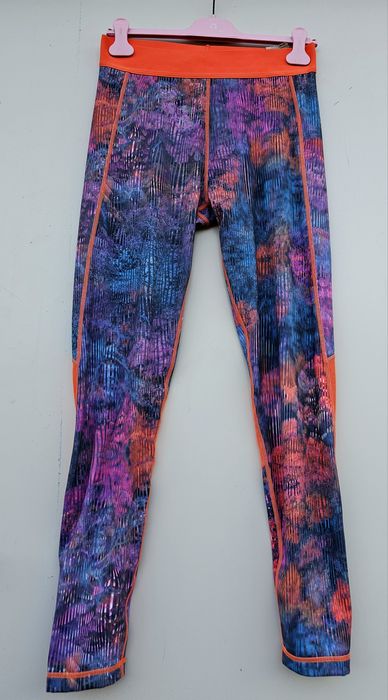 Adidas оригинален дамски клин Л размер