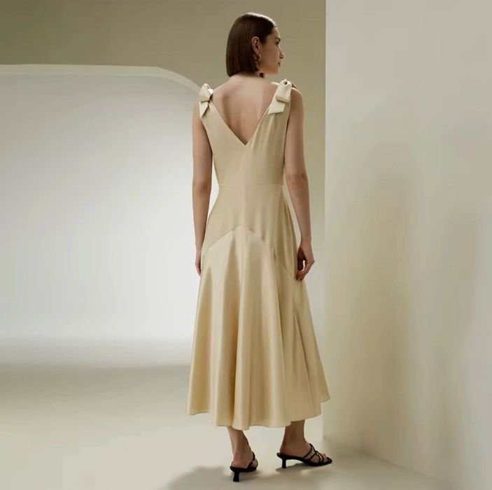 Rochie aurie LilySilk matase naturala