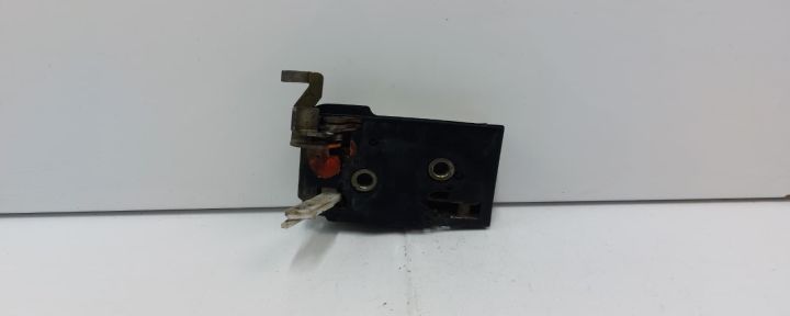 Broasca stanga fata 357837015g Volkswagen VW Passat B4