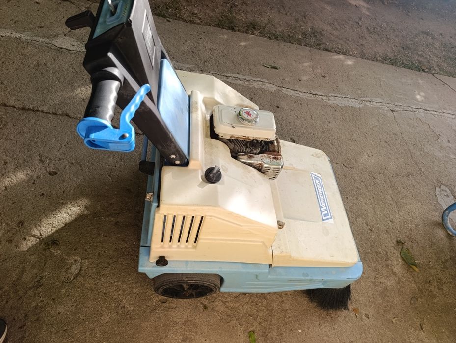 Самоходна метачна машина