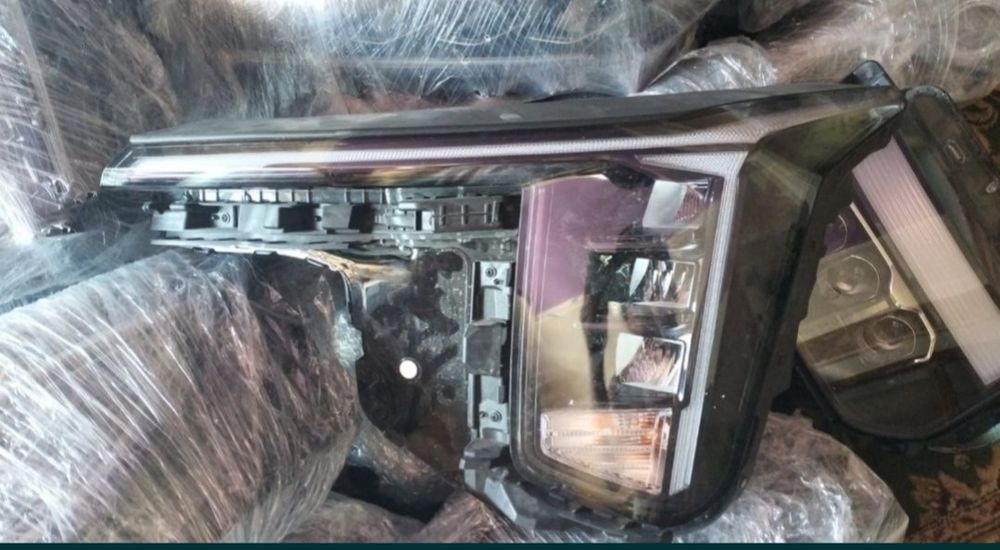 Фара Кия Хендай оригинал