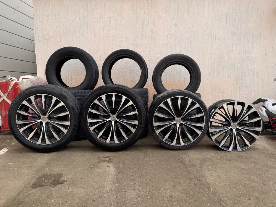 Титанки покрышками R20