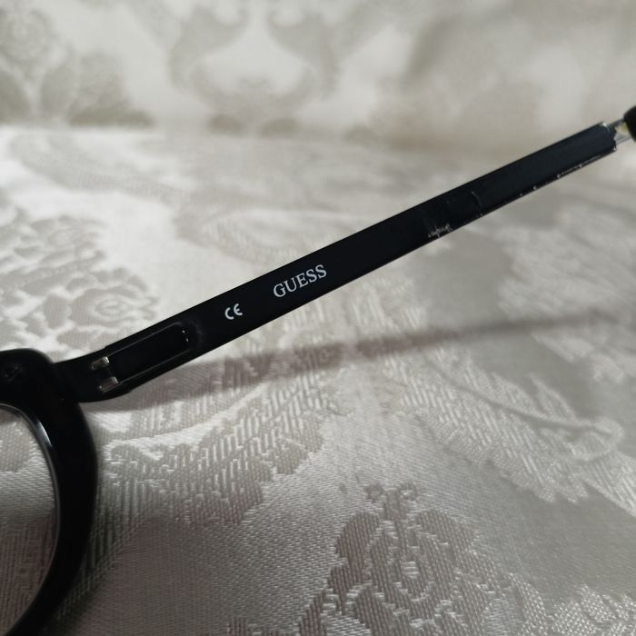 Rame ochelari de vedere GUESS - Model Cat-Eye Negru/Violet