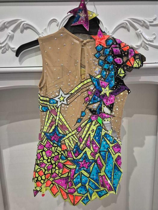 Спортно трико за художествена гимнастика