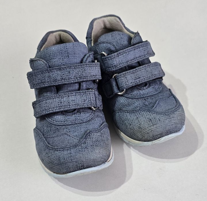 Papuci piele marimea 21