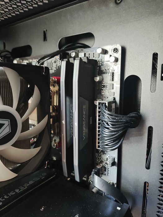 PC Gaming DRAGON Epic ProMax, AMD Ryzen 5 7600, RTX 4070