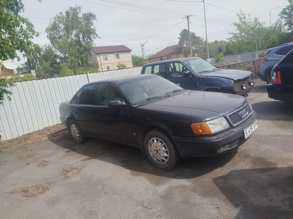 Продам Ауди-100 С4