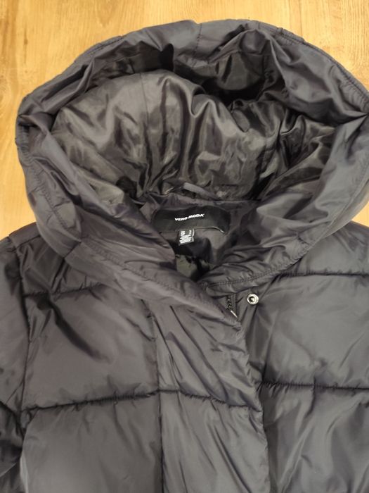 Дамско черно яке