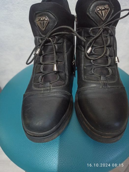 Продам ботиночки