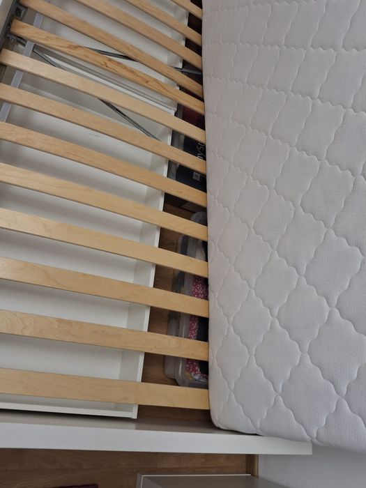 Vand pat Ikea 90x120 cm + saltea