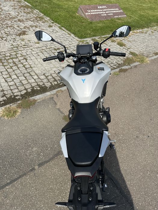 Yamaha MT09 Ice Fluo 2026