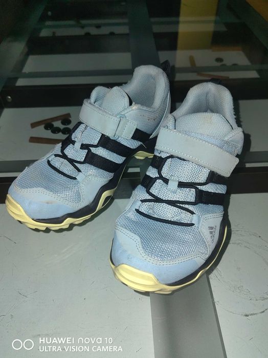 Adidas Terrex, детско-юношески маратонки, номер 36.