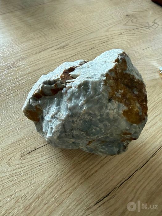 Quartz rock/Кварц руда