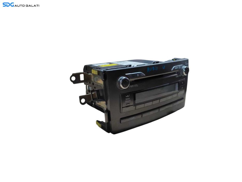 Unitate Radio CD Player cu MP3 Toyota Auris 2006 - 2012 Cod 86120-02520 [L5600]