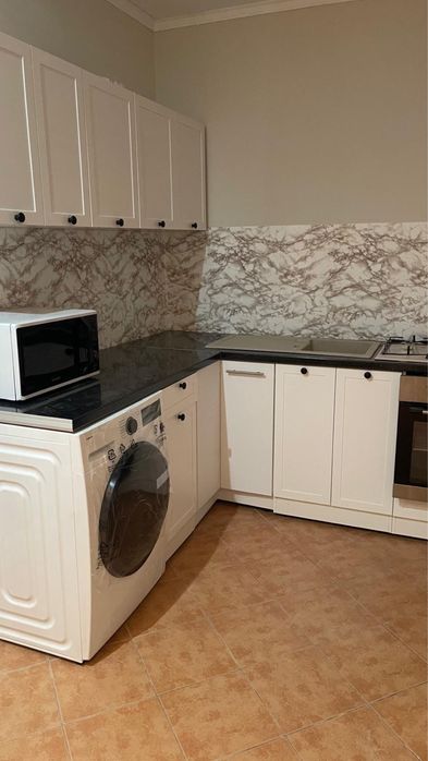 Inchiriez apartament cu 1 camera