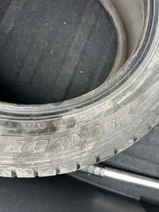 Продам комплект шин 205/55/16