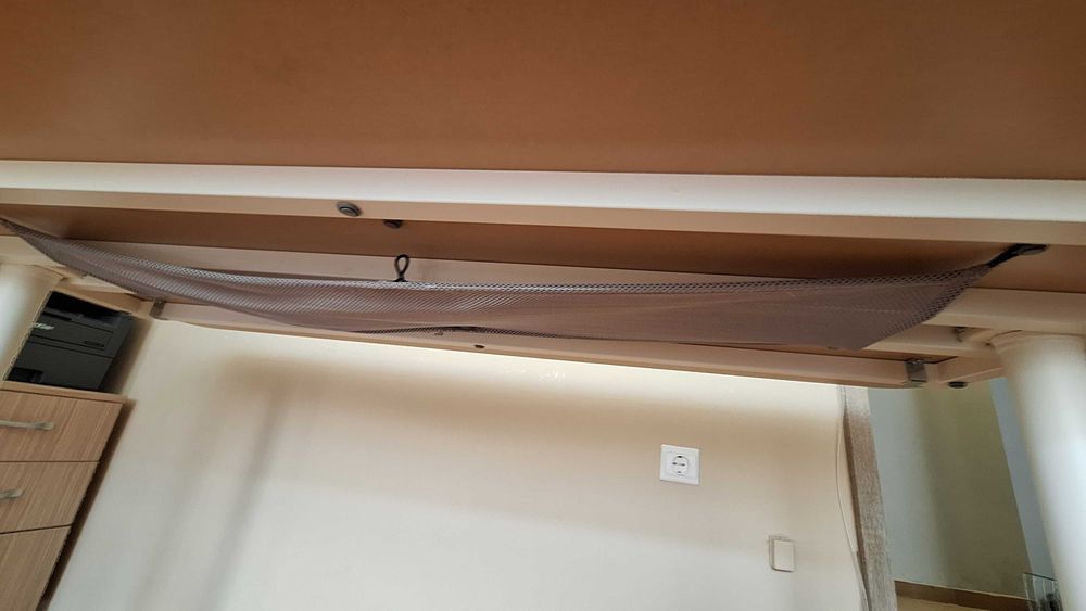 Бюро за домашен офис от ИКЕА