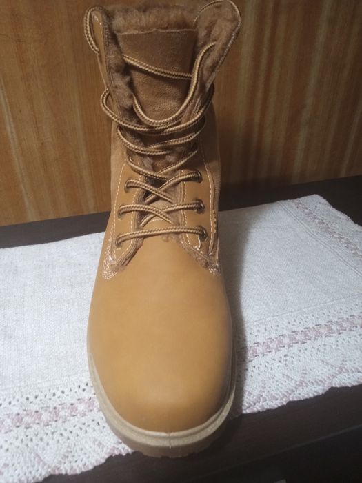 Дамски боти- ботуши