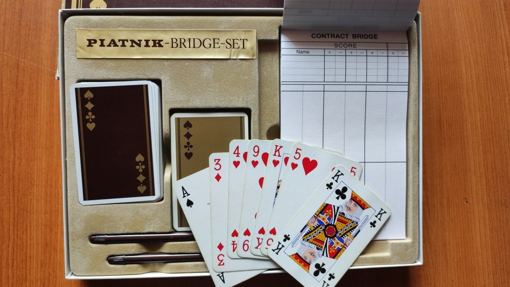 Ретро комплект за бридж игра на карти Piatnik