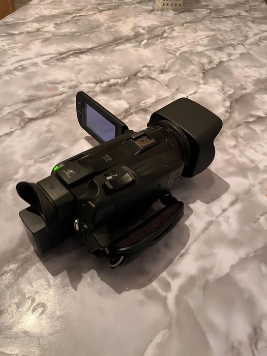 Видеокамера Canon