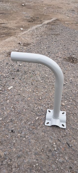 Метална стойка за монтаж на сателитна антена камера и др...