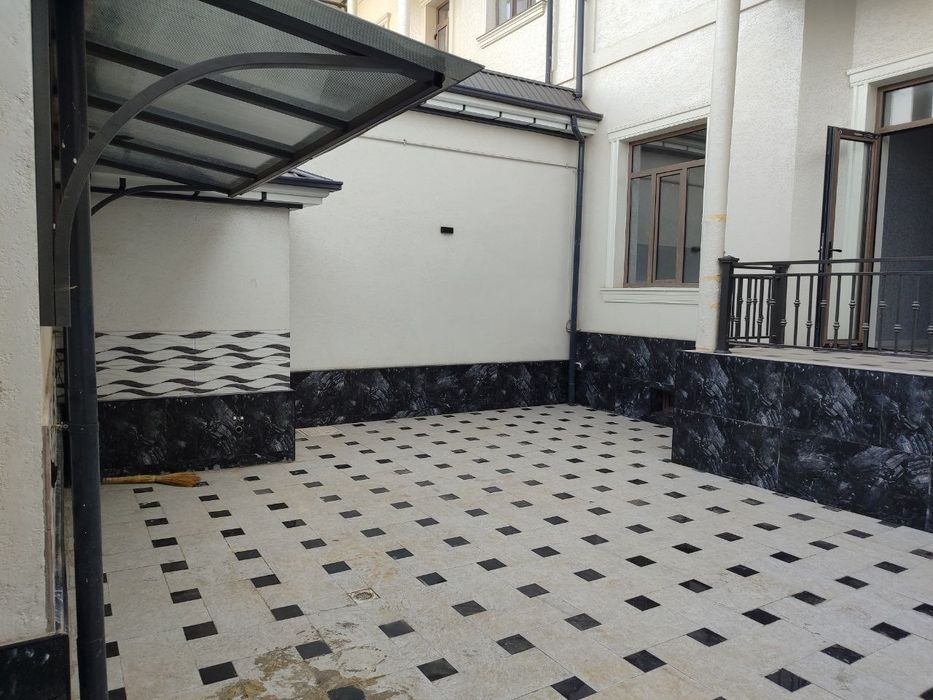 Yangihayot mavzesi Yangihayot metrosi yonida Olcha zor