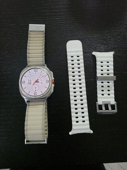 Samsung Galaxy Watch Ultra  + Curea Samsung Trail band