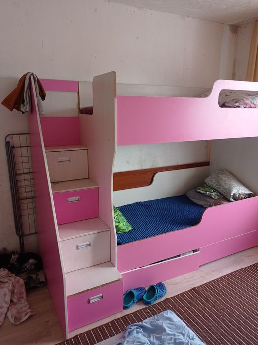 Продам двухъярусную кровать