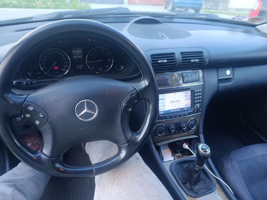 Mercedes-   Benz