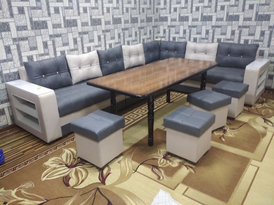 Gostinoy ugalok noviy