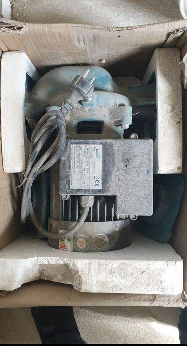 насос сотилад срочни пул керак янги ишлатилмаган