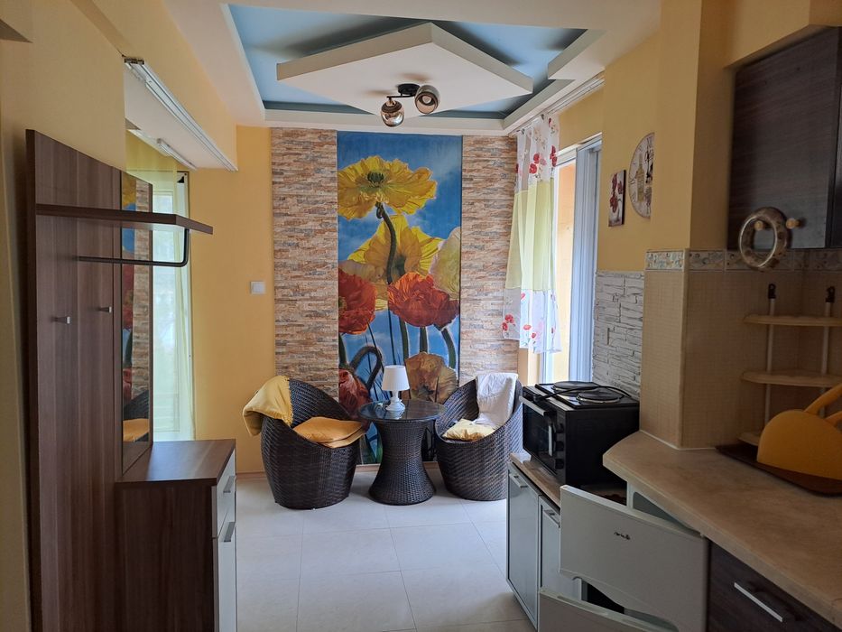 Апартамент под наем Варна център. С голяма тераса