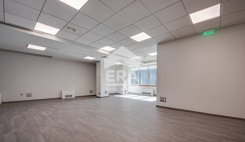 Дава се под наем Офис в София, Лозенец - 112 кв.м за 1122 € - Снимка #3