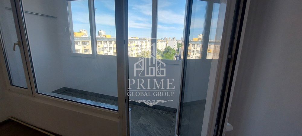 Апартамент след основен ремонт с три отделни стаи в ж.к. Изгрев