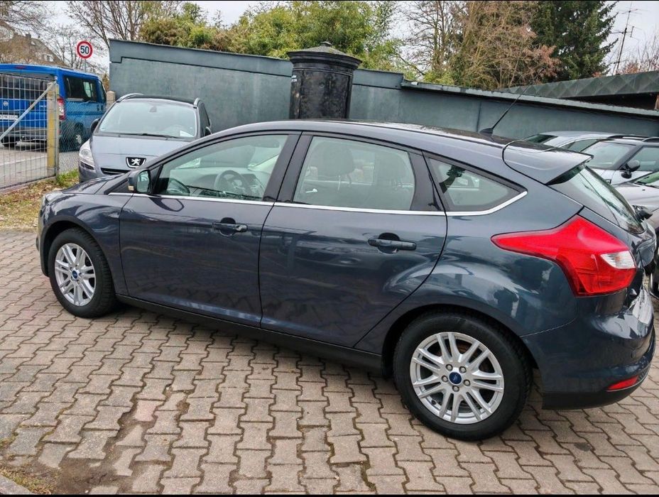 FORD Focus 2013 — imagine 4