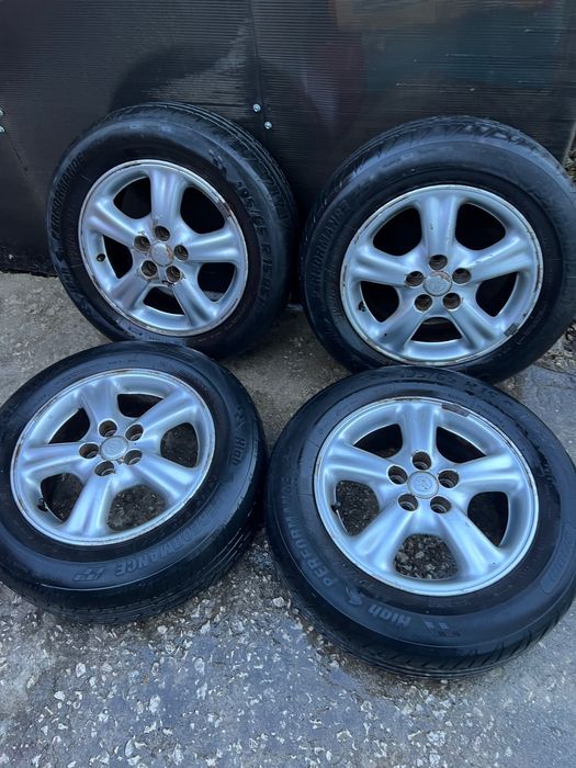 Тойота Авенсис джанти с гуми