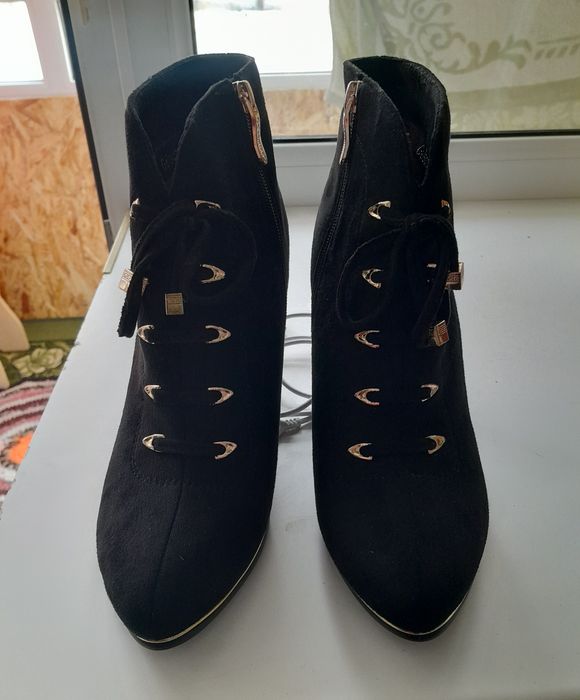 Продам ботильоны