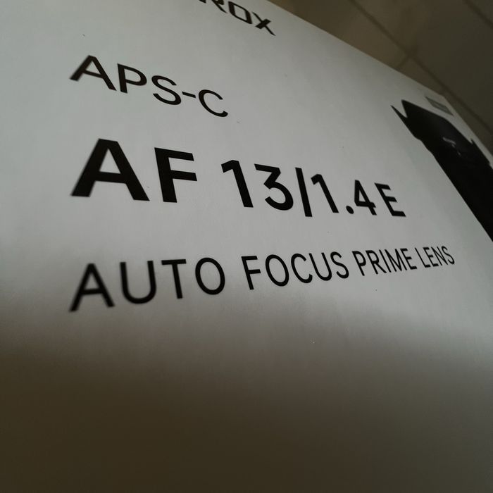 продам Viltrox 13mm f/1.4 Sony E